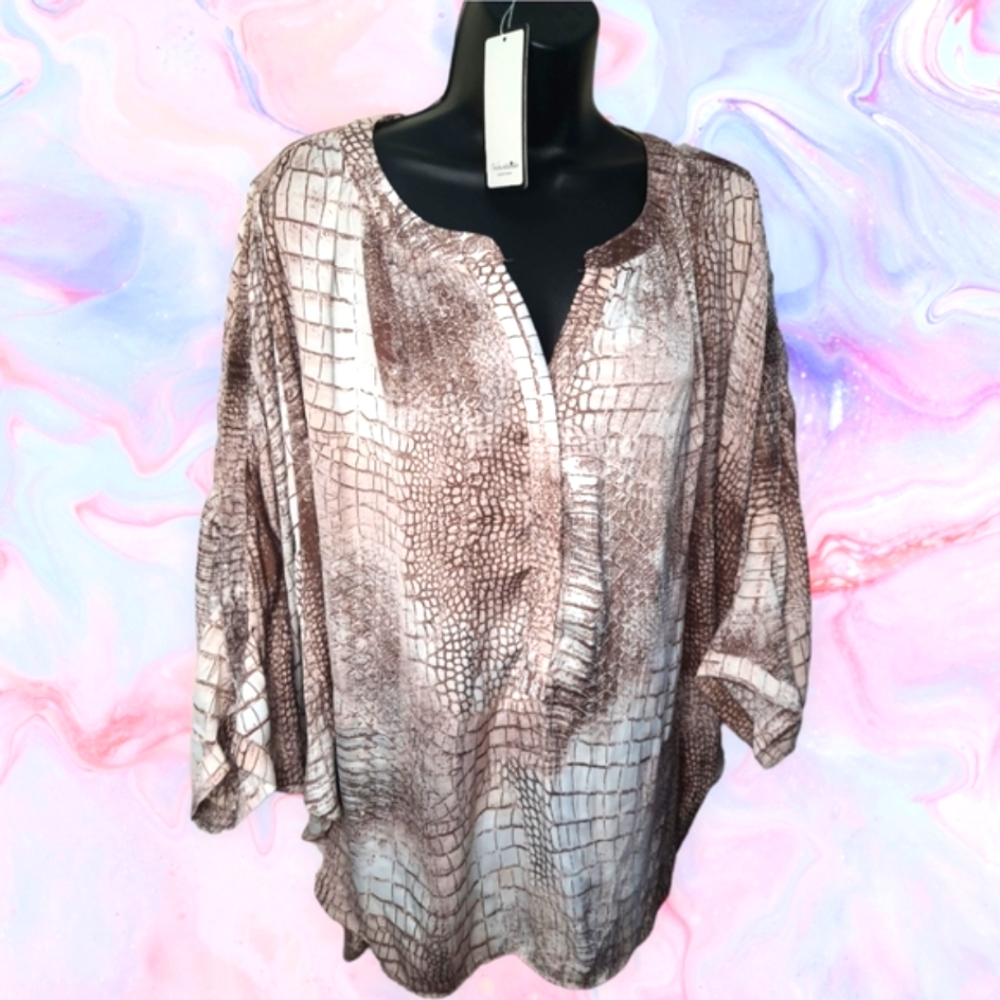 Jennifer Lopez blouse size L